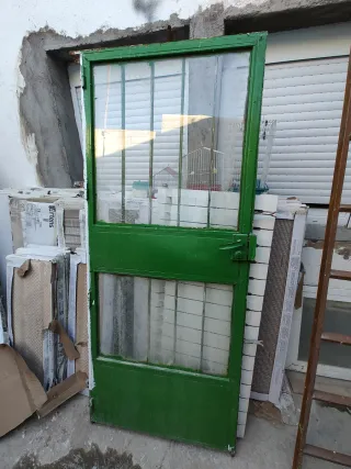 Puerta Metal Vidrio Exterior/Interior