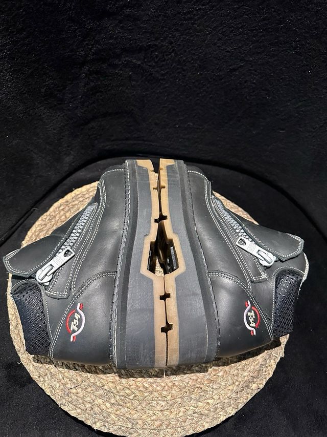 Botas T34 Piel Vintage Cremallera Negra