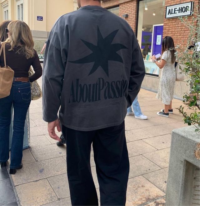 Sudadera Scuffers gris