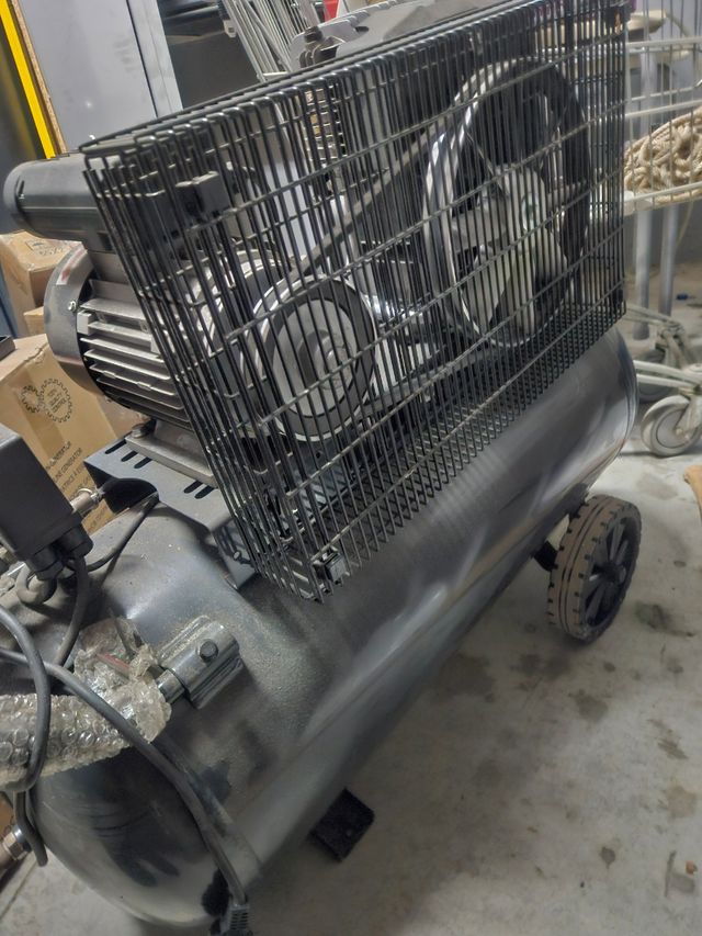 Compresor Fisalis Profesional 90L