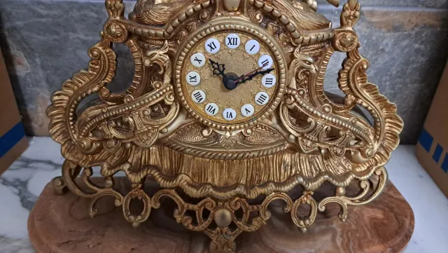 Reloj de sobremesa bronce caballo