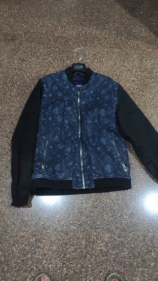 Chaqueta Bomber Azul y Negra