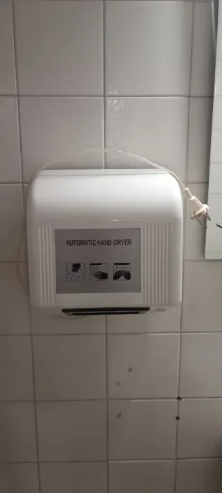 Secador de manos automático
