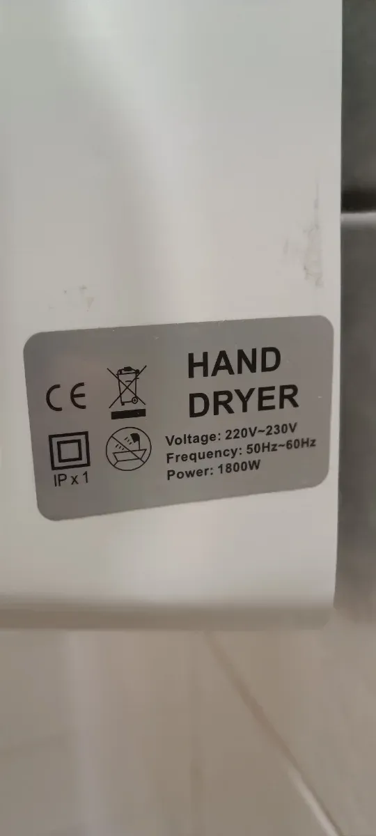 Secador de manos automático