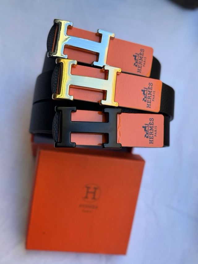 Cintura Pinko Nera con Fibbia Oro Uccelli