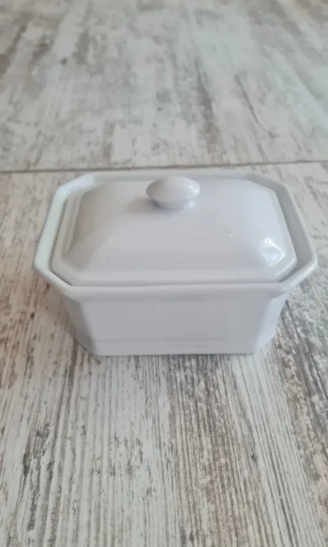 Tarrina de porcelana francesa
