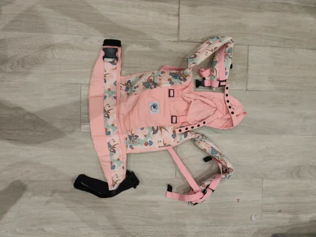 Mochila Ergobaby con reductor