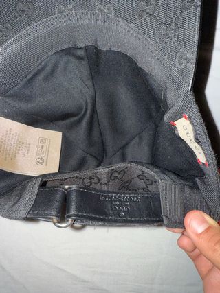 Gorro Gucci Negro con Raya Verde y Roja