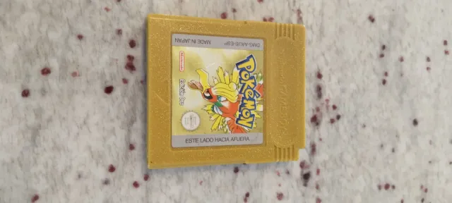 Consola Game Boy Color Azul + Mickey + Pokemon oro