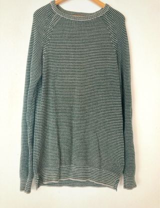 Jersey oversize Mango unisex gris y verde