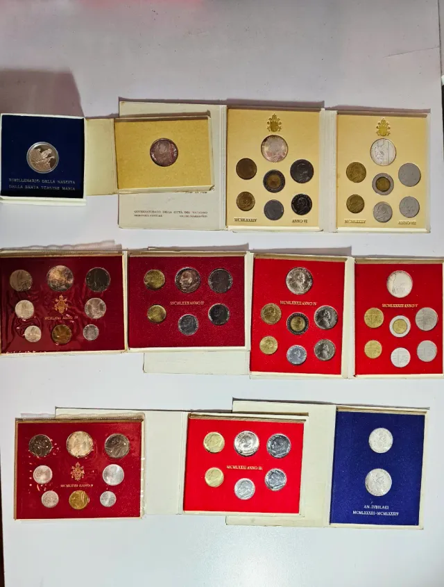 Lotto Divisionali e Commemorative Vaticano