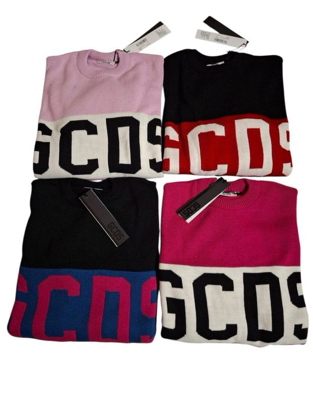 Maglioncino GCDS nero, blu e fucsia