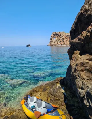 Kayak hinchable Itiwit Touring 100 + 2 palas