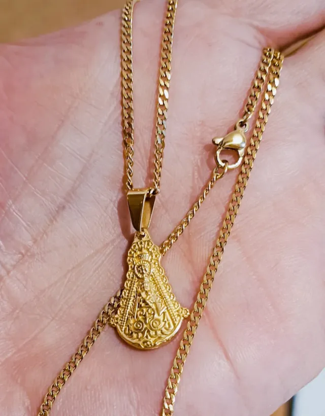 ALT 23mm ANCHO 16mm COLGANTE VIRGEN DEL ROCIO