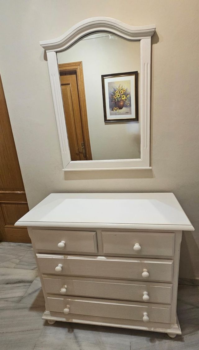 Mueble recibidor madera con espejo