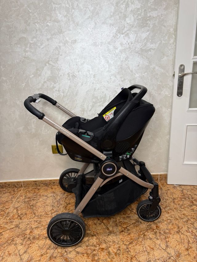 Carrito Chicco Trio 3 en 1 como nuevo