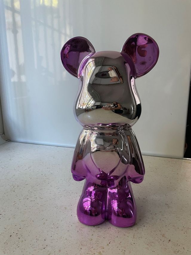 Escultura Oso Metálico Morado