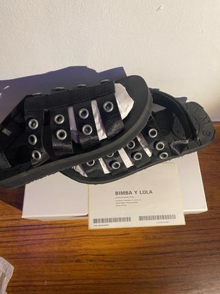 Sandalias Bimba y Lola Negras