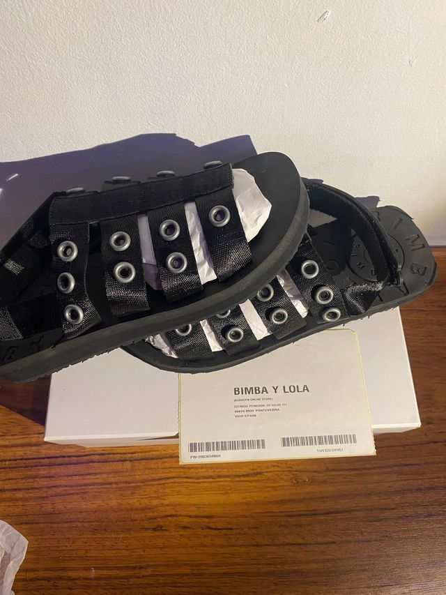 Sandalias Bimba y Lola Negras