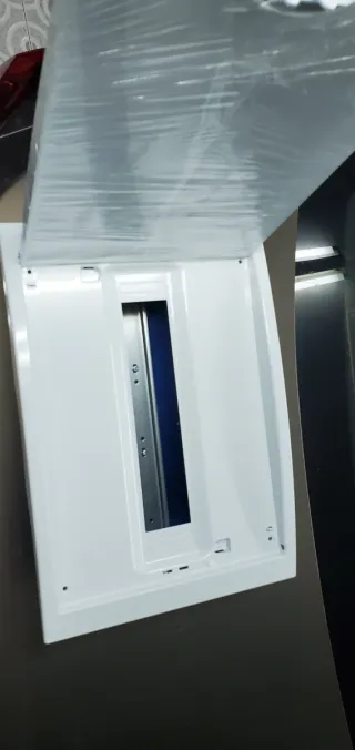 Caja Eléctrica Blanca Solera