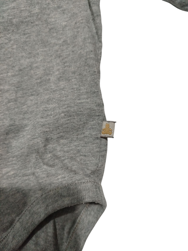 Body GAP bebé 0-6 meses gris