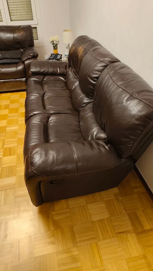 Sofá de 3 plazas y 2 plazas de piel marrón