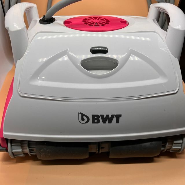 Robot Piscina BWT D100 Plus
