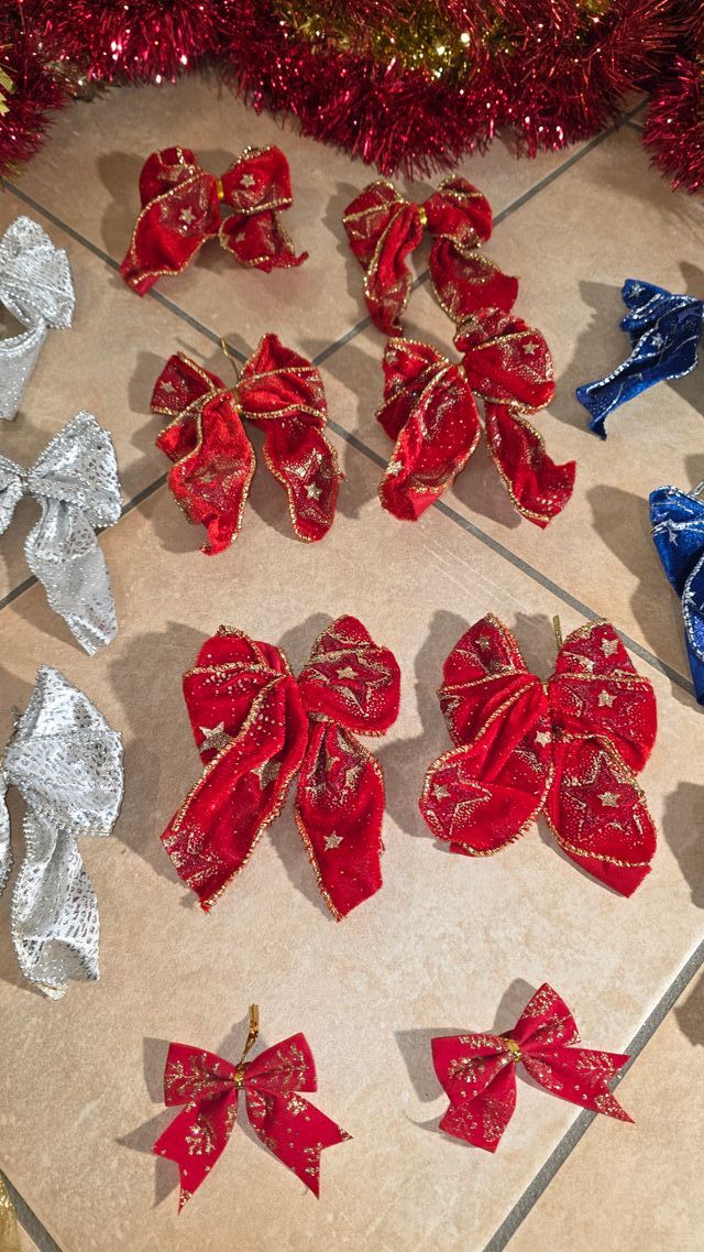 Decorazioni Natalizie: Palline, Ghirlande, Fiocche