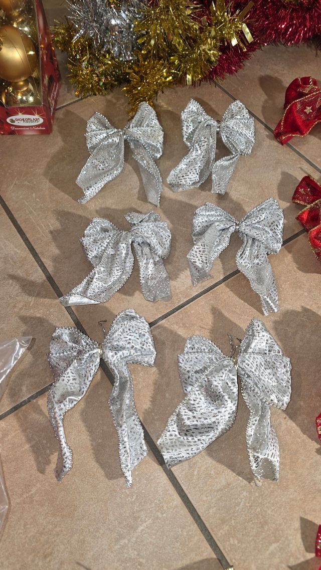 Decorazioni Natalizie: Palline, Ghirlande, Fiocche