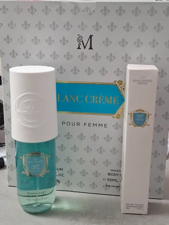 Perfume Lattafa Yara Rosa y Plateado