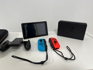 Nintendo Switch + Accesorios