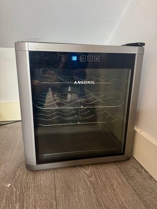 Refrigeratore per vino Ansonic da 12 bottiglie