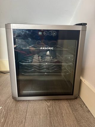 Refrigeratore per vino Ansonic da 12 bottiglie
