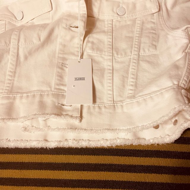 Giacca chiusa in denim bianco