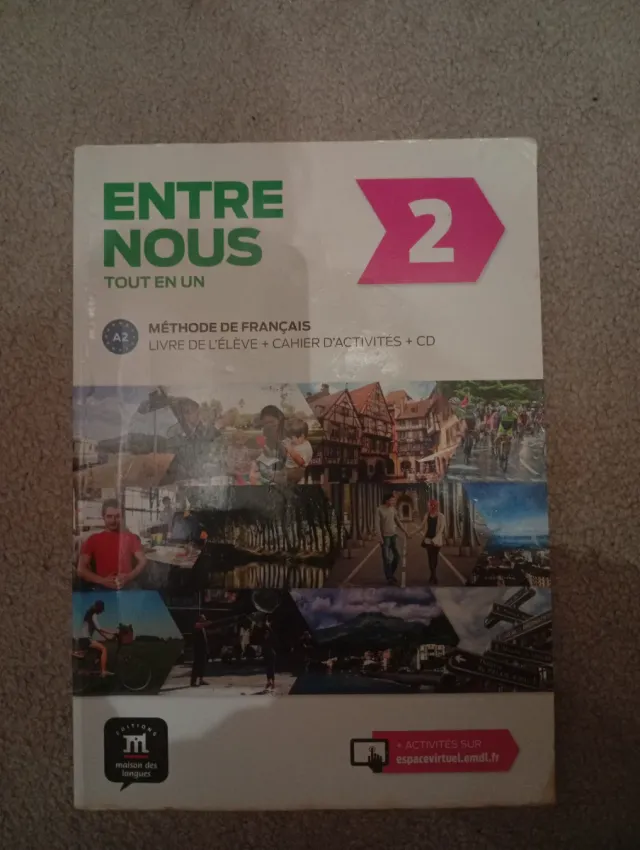 Libro entre nous francés