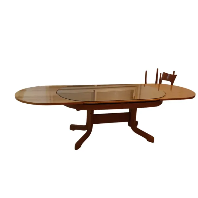 Mesa grande extensible de madera + 4 sillas