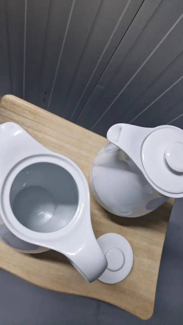 Set di 2 teiere in porcellana bianca