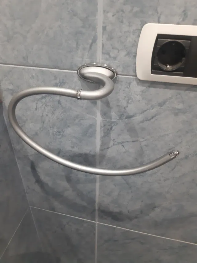 Accesorios baño: Toallero,portarrollos, escobiller