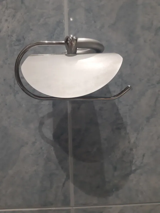 Accesorios baño: Toallero,portarrollos, escobiller