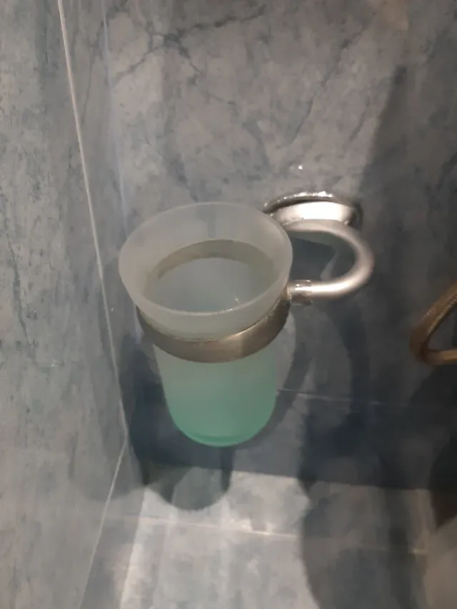 Accesorios baño: Toallero,portarrollos, escobiller