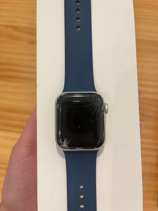 Apple Watch SE 40mm Plata