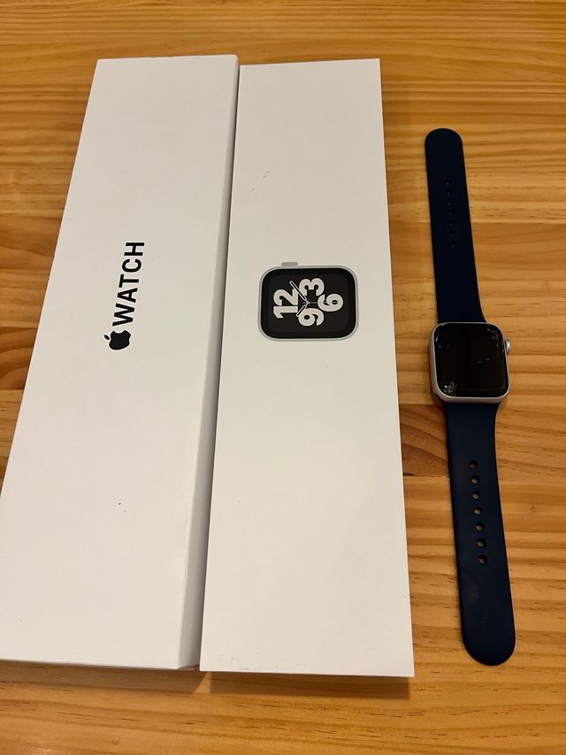 Apple Watch SE 40mm Plata