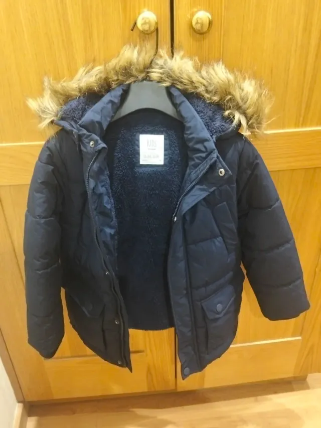 Abrigo niño azul talla 8 Kids.Sin apenas uso.