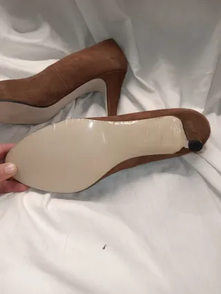 Zapatos de tacón de nobuk