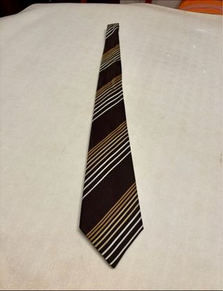 Corbata de seda a rayas