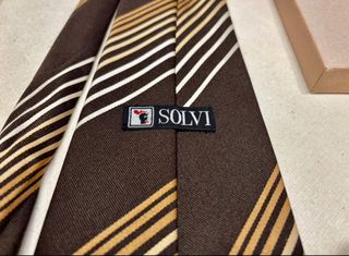 Corbata de seda a rayas