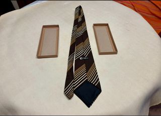 Corbata de seda a rayas