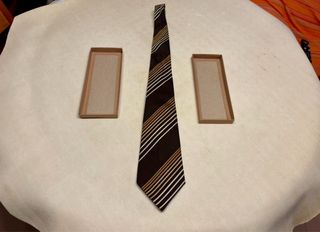 Corbata de seda a rayas