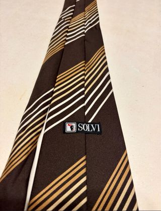 Corbata de seda a rayas