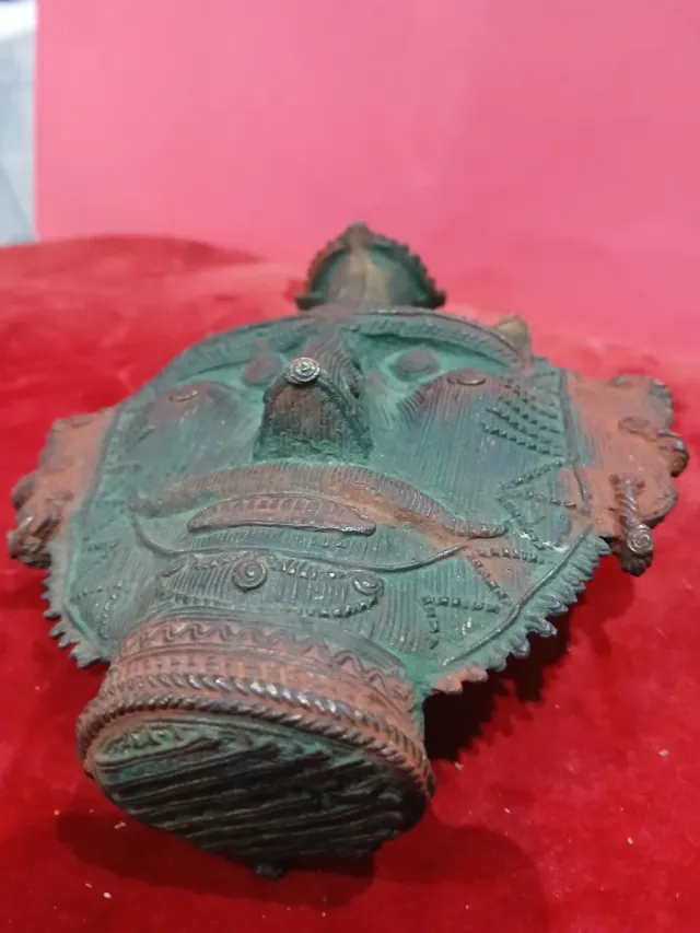 Interesante Bronce Antiguo